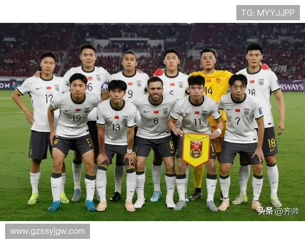 国足客场逆转取胜展现顽强斗志年轻球员闪耀全场助力球队再创佳绩