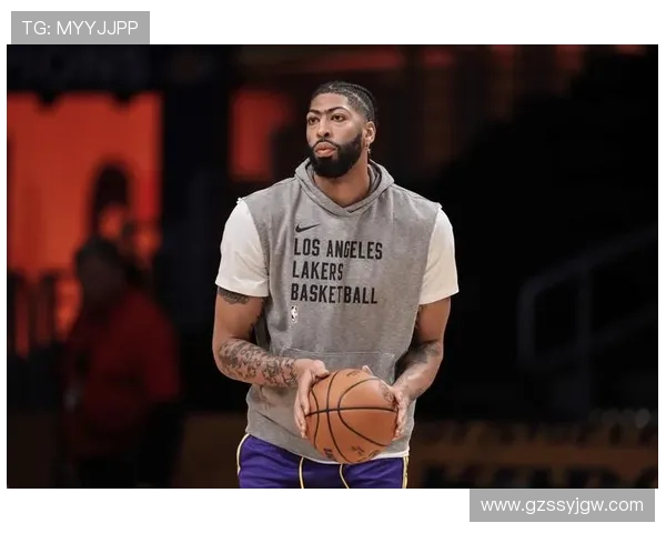 湖人队新赛季目标明确 詹姆斯与戴维斯欲带领球队再创辉煌 湖人队新赛季目标明确 詹姆斯与戴维斯欲带领球队再创辉煌