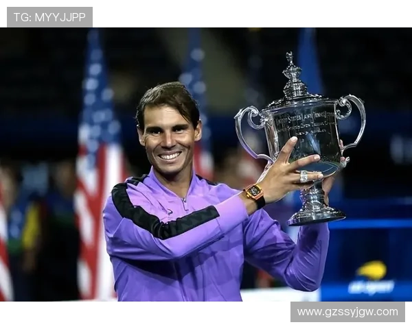 网球巨星纳达尔宣布退役 结束辉煌职业生涯的传奇之路