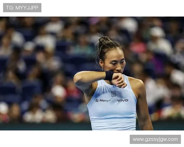 网球巨星复出之路：从伤病阴影到重返赛场的坚定步伐