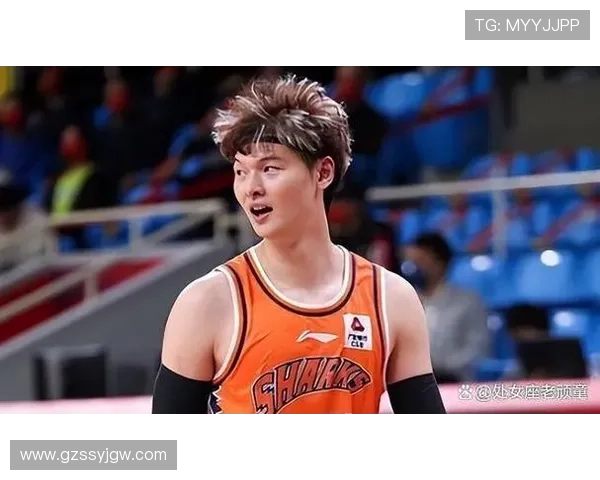 中国男篮逆转击败韩国晋级亚锦赛四强，王哲林关键时刻挺身而出