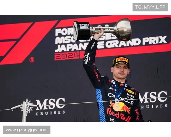 F1赛季最新动态：红牛车队迎战梅赛德斯挑战，法拉利再次调整阵容策略