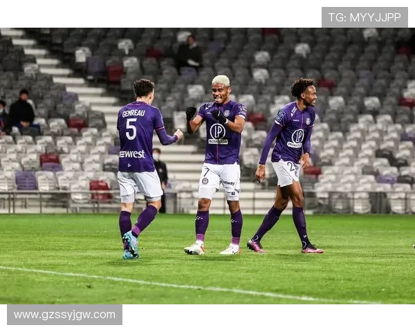 巴黎FC加速球队重建布局新赛季目标全力冲击法甲席位荣耀征程