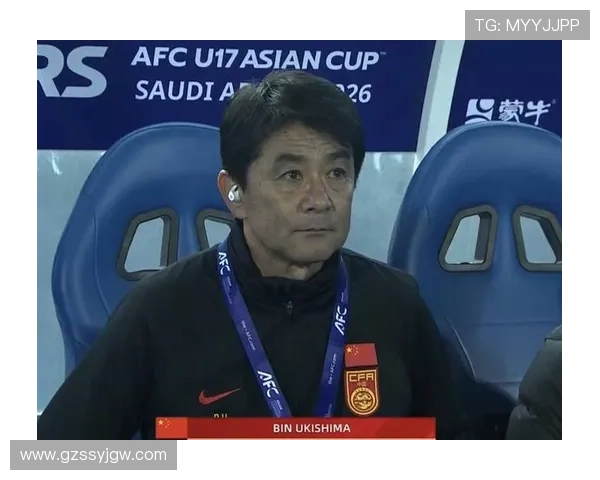 激战九十分钟后国足顽强逆转取胜晋级下一轮引爆全国球迷激情现场