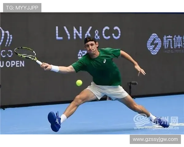 网球赛季精彩纷呈 多项赛事激战正酣 新星崛起与老将争锋