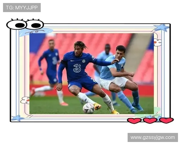 足坛风云再起 多支豪门球队争夺新星球员 转会市场进入激烈竞争阶段