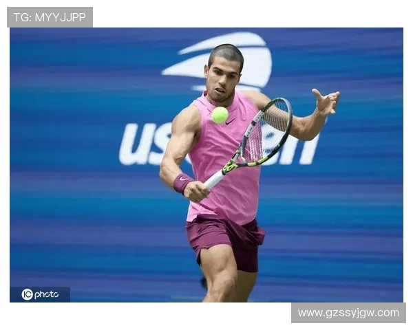 阿尔卡拉斯力克劲敌晋级总决赛四强 新星崛起引领网球新时代